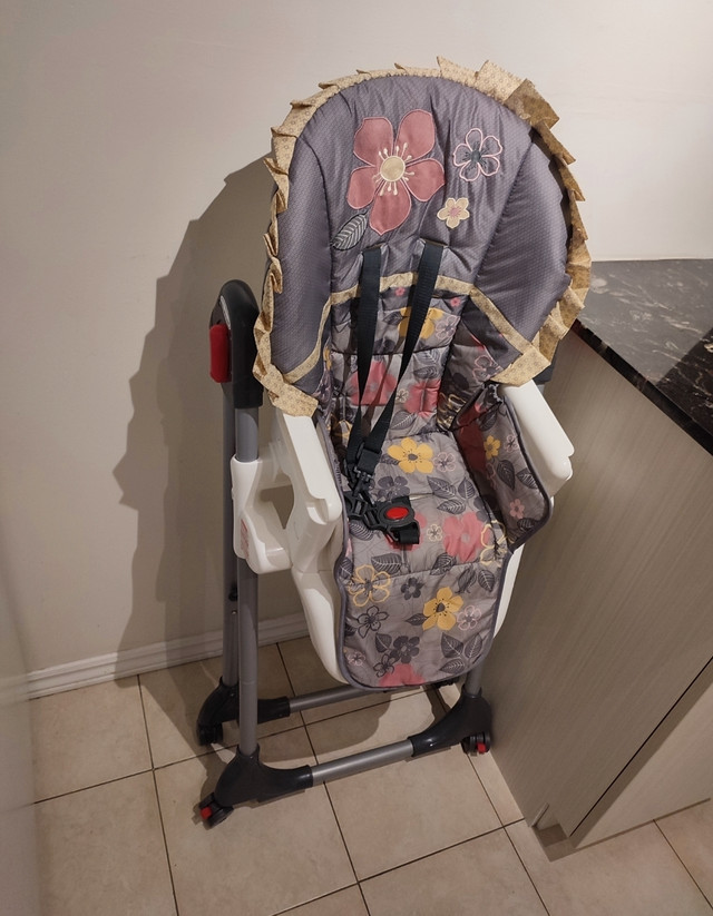Adjustable Baby Trend High Chair - photo 3