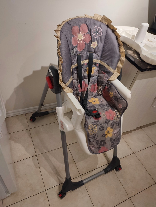 Adjustable Baby Trend High Chair - photo 5