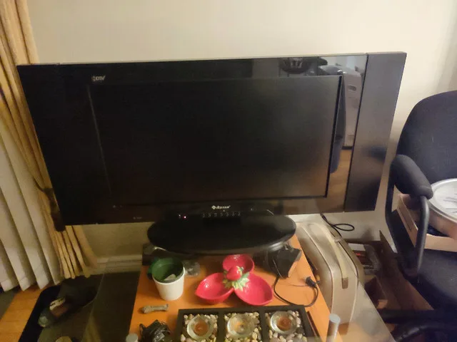 32" LCD HD TV image indicator(6)