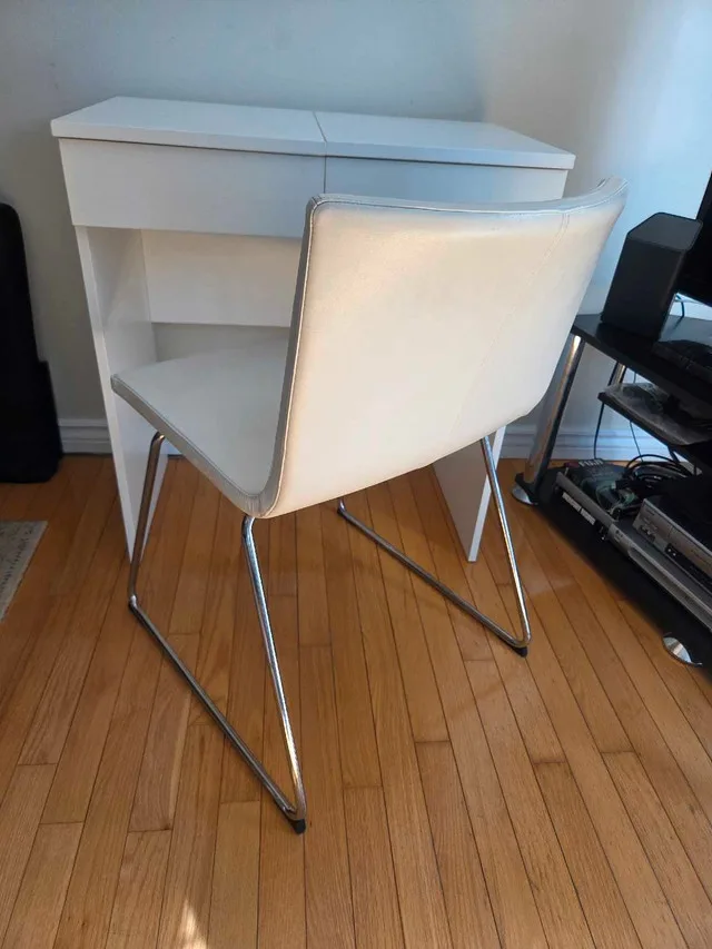 Leather Desk Chair image indicator(3)