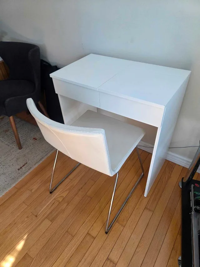 Leather Desk Chair image indicator(4)