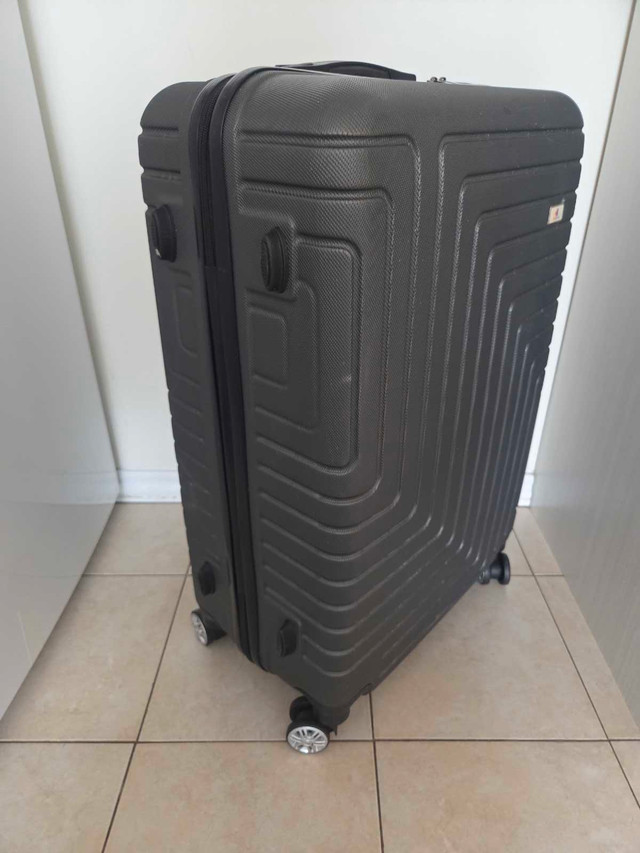 Hard Shell Suitcase - photo 2