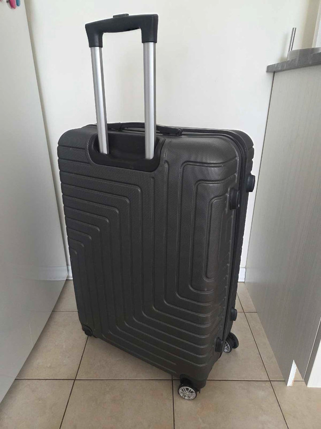 Hard Shell Suitcase - photo 3