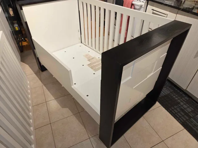 Nurseryworks Aerial Crib image indicator(2)