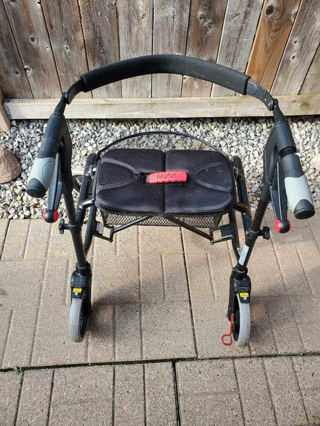 NEXUS Walker Assist With Basket image indicator(3)