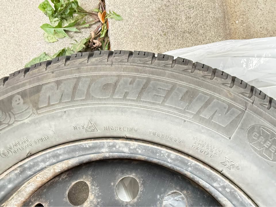 Michelin X-Ice Xi3 (205/65R16 99T M+S) - photo 2