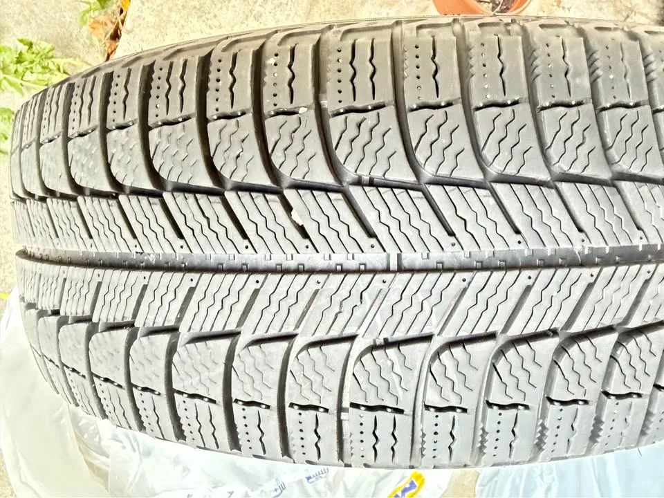 Michelin X-Ice Xi3 (205/65R16 99T M+S) image indicator(6)