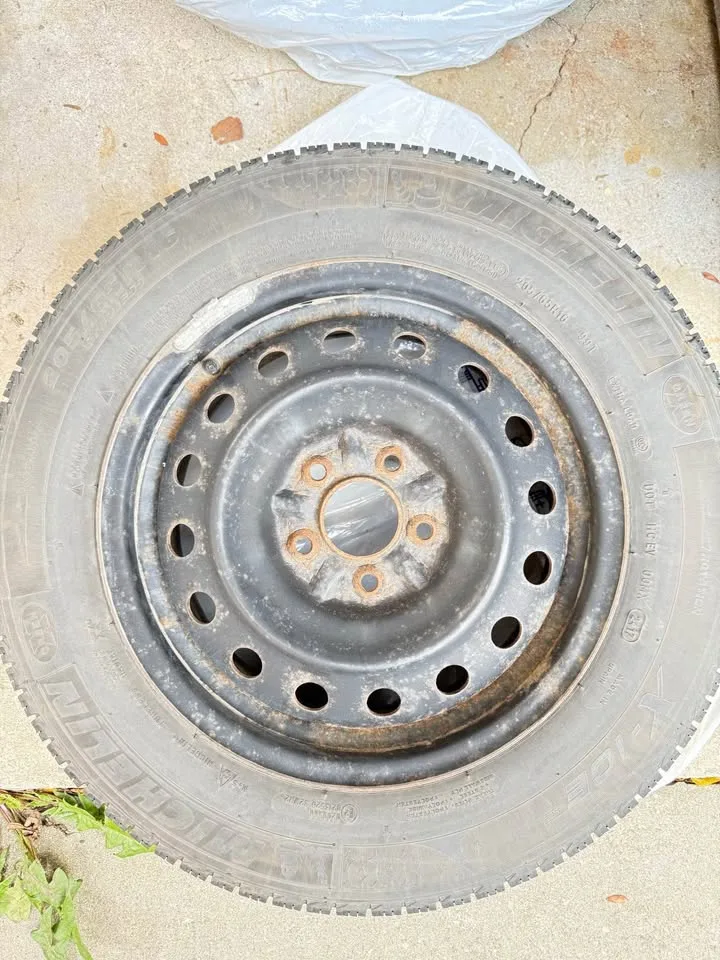 Michelin X-Ice Xi3 (205/65R16 99T M+S) image indicator(7)