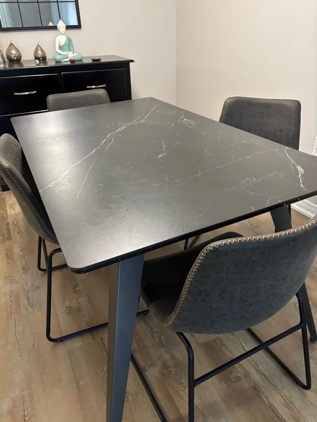 Dining Table & Chairs image indicator(2)