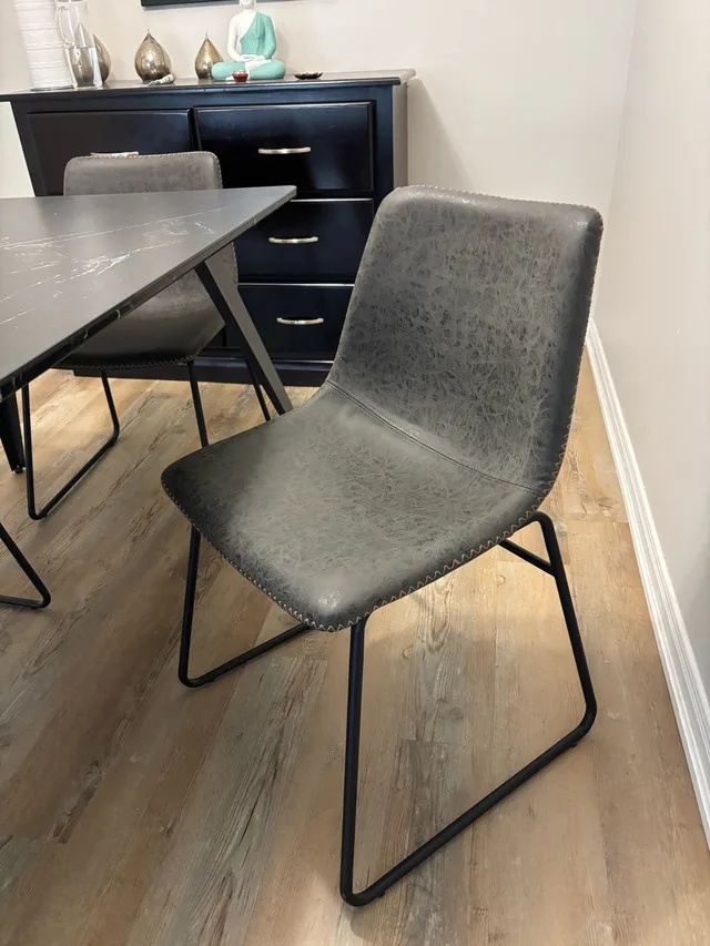 Dining Table & Chairs image indicator(3)