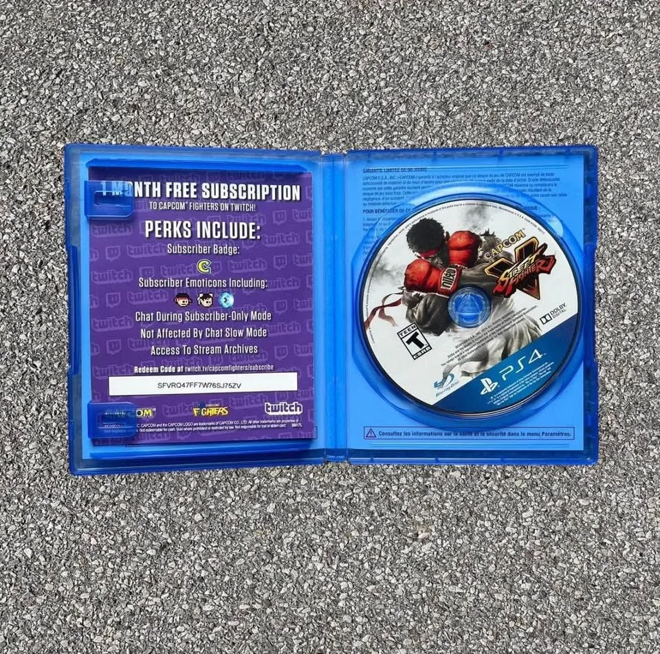 Street Fighter V - PlayStation 4 Standard Edition image indicator(2)