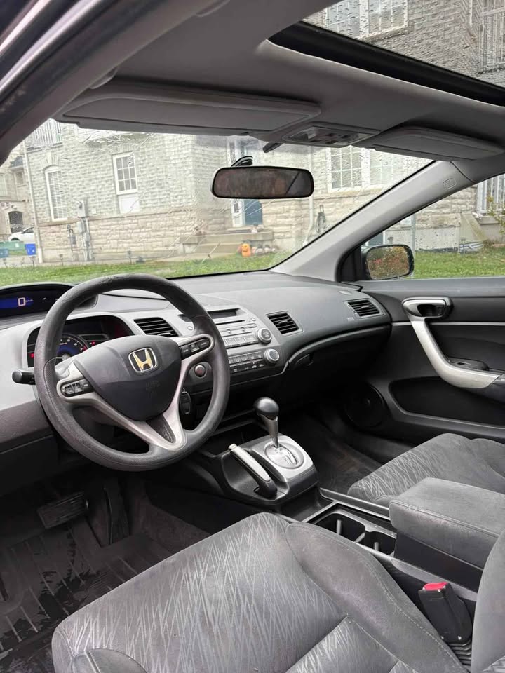 2007 Honda Civic coupe - photo 2