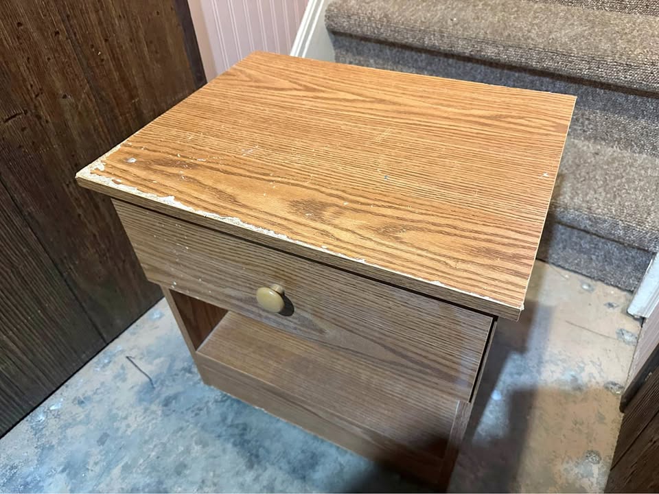 End table