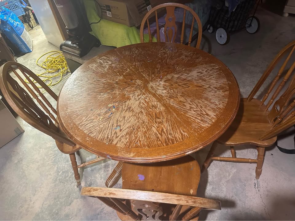 kitchen table 4 chairs solid wood - photo 2