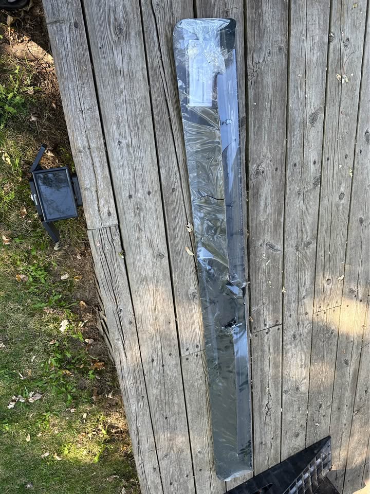 Hood deflector - photo 2