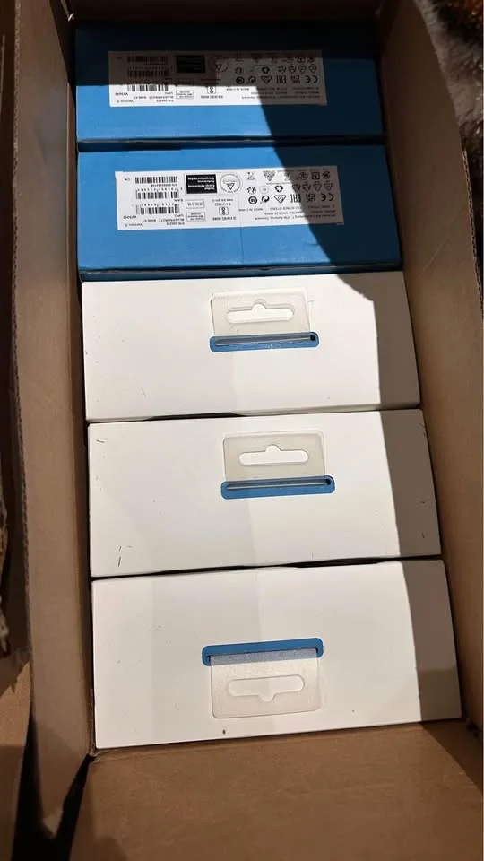 BlueParrott B450-XT brand new image indicator(3)