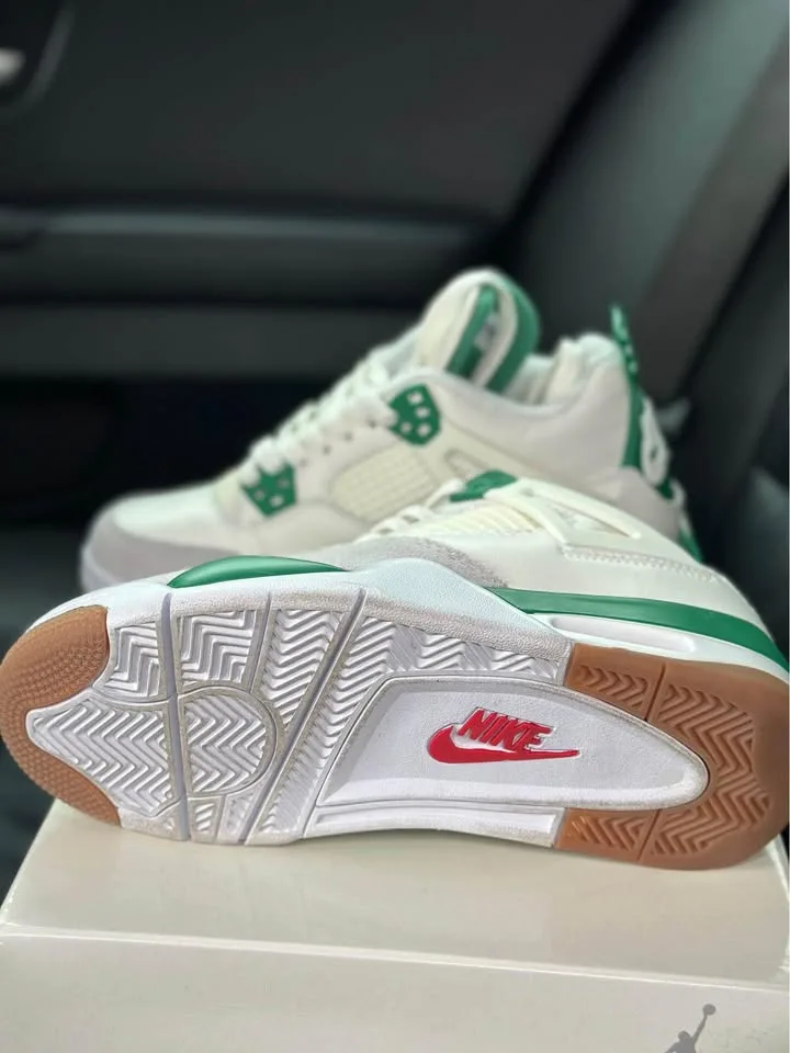 Nike Air Jordan 4 Retro SP x Nike SB Pine Green DR5415-103 image indicator(5)