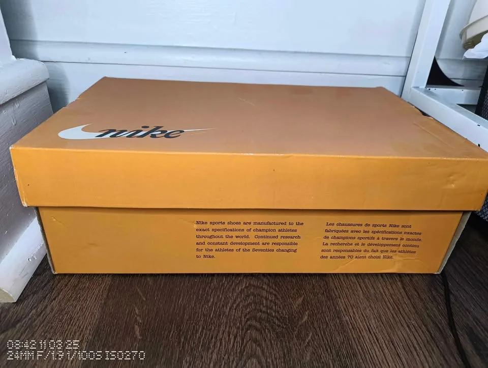 Nike Blazer Mid ’77 Black & Gold – Women’s 7 / Men’s 5.5 image indicator(5)