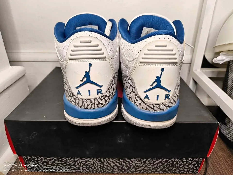 Air Jordan 3 Retro (White/Metallic Copper) - Size 6Y