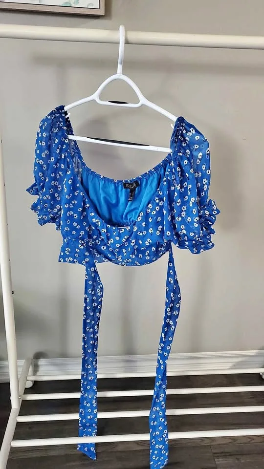 Women's top with tie knot Size L thumbnail