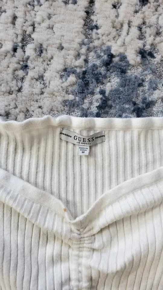 Women's top Sweater Size M image indicator(2)