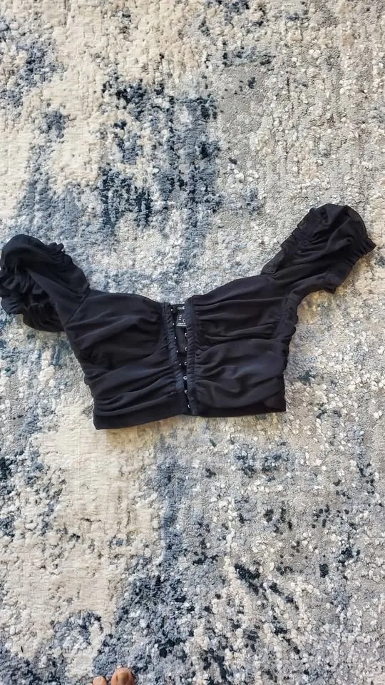 Womens Summer Crop Ruched Tops Puff Sleeve V Neck image indicator(3)