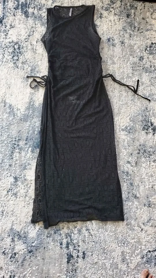 Black mesh swit suit cover-up Size L/XL image indicator(2)