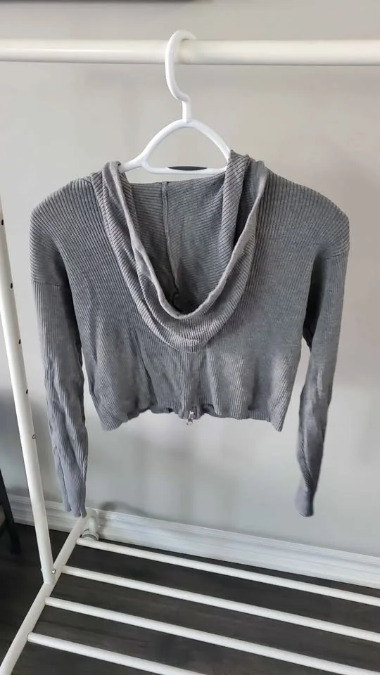 Women's top Size XL, with hoodie image indicator(2)