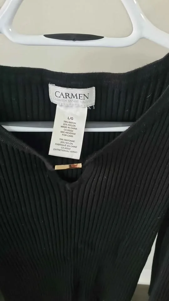 Women's Top Size L Black color , Carmen image indicator(2)