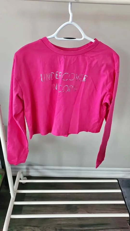 Women's top Size M thumbnail