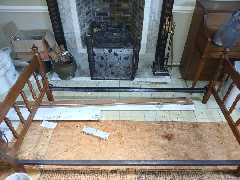 Solid Wooden Pine Twin Bunk Bed image indicator(3)