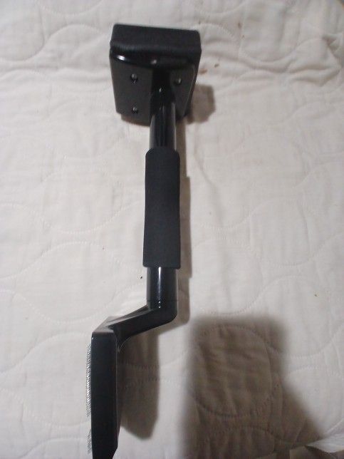 Knee Kicker Carpet Installer - photo 4