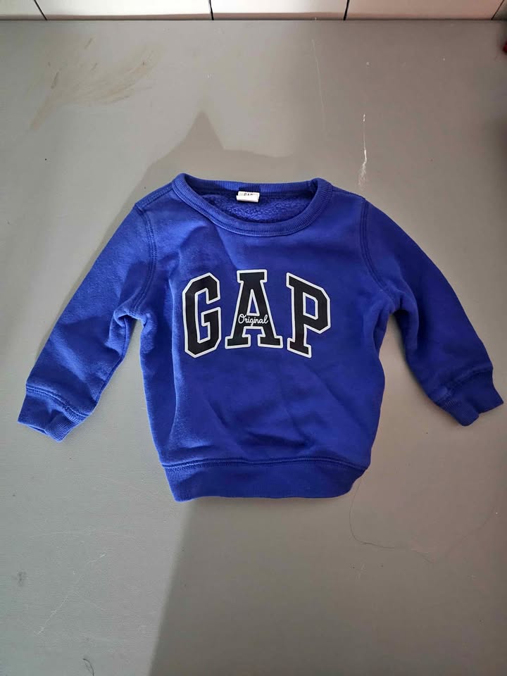 Gap sweater for 12-18 m