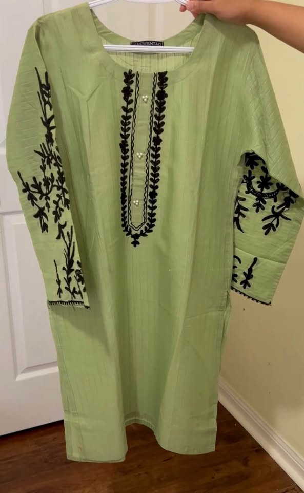 Beautiful Pakistani Hand Embroidered Doria (CoOrd set) - photo 2