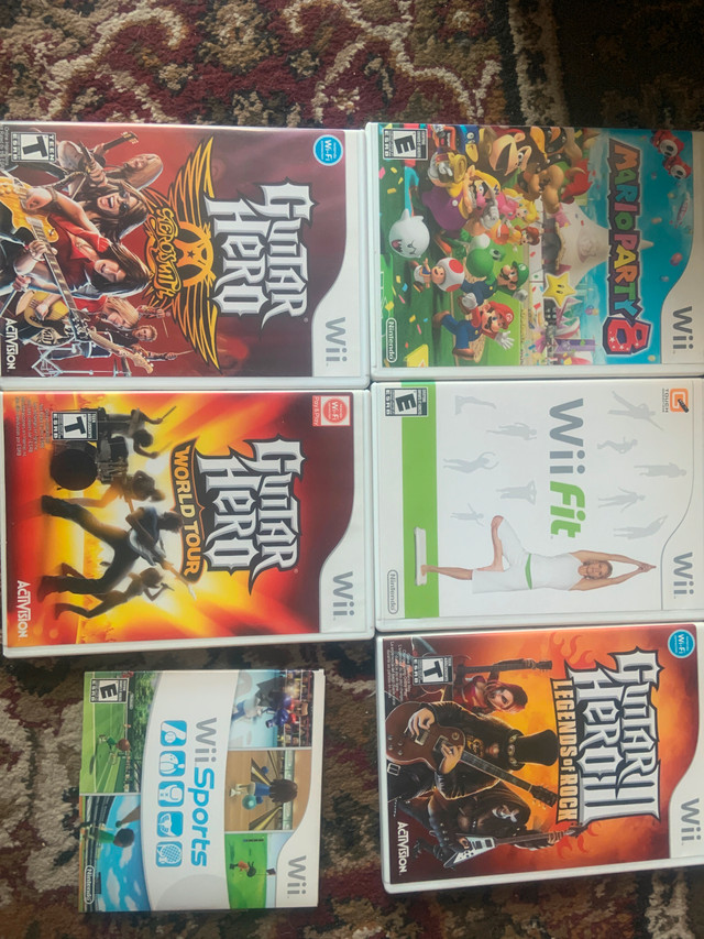 Wii console with games - photo 3