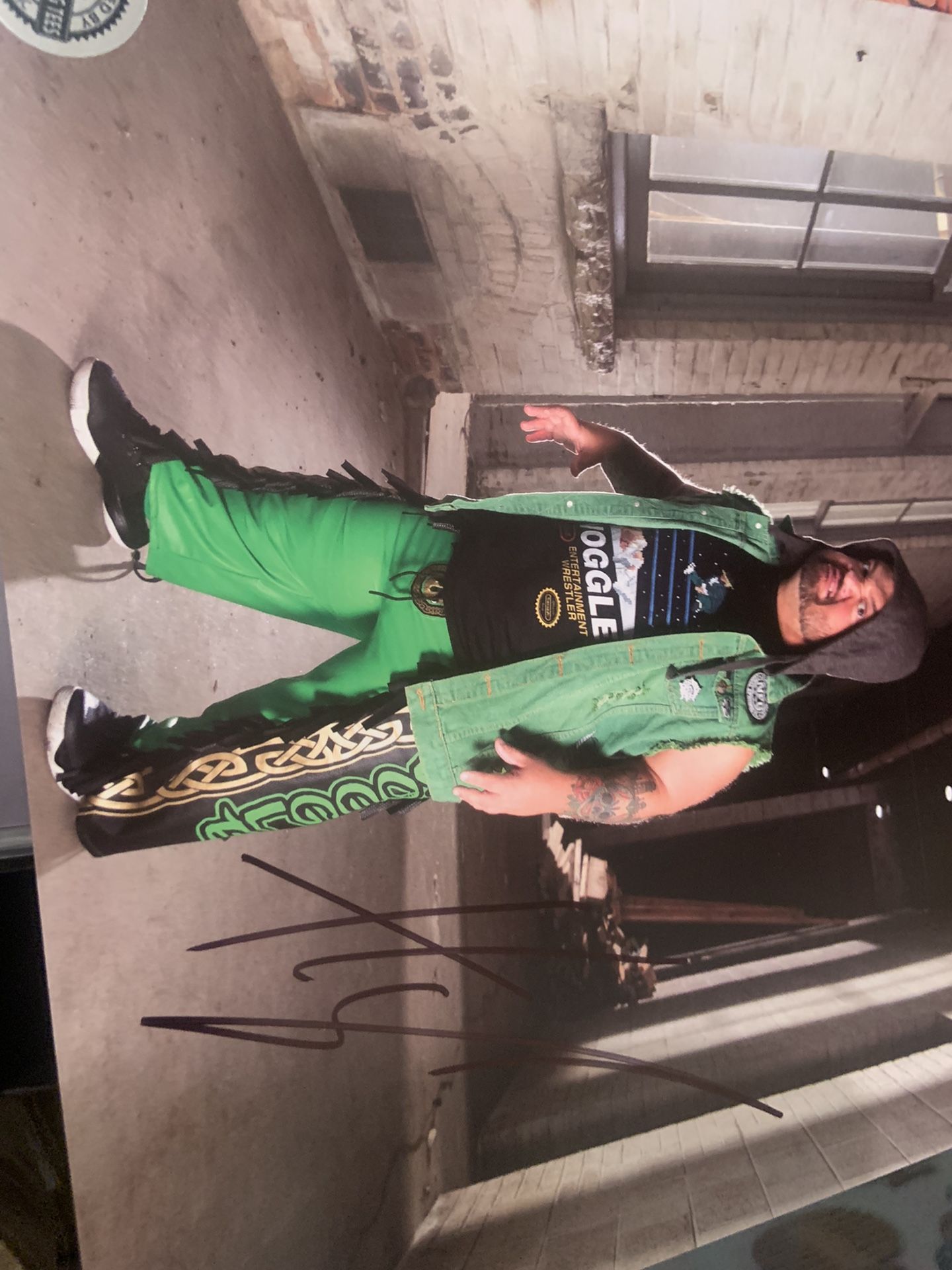 Hornswaggle Authograph