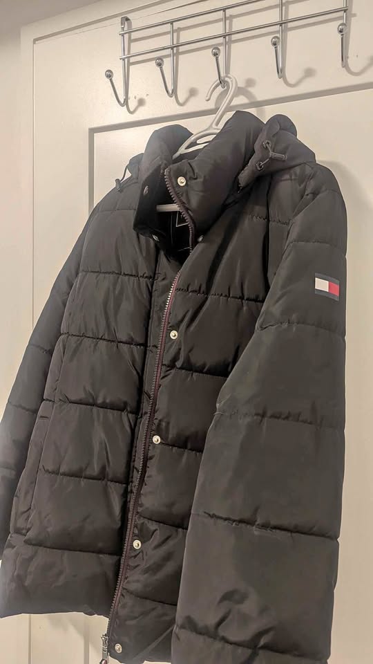 Tommy Hilfiger Women's Puffer Jacket