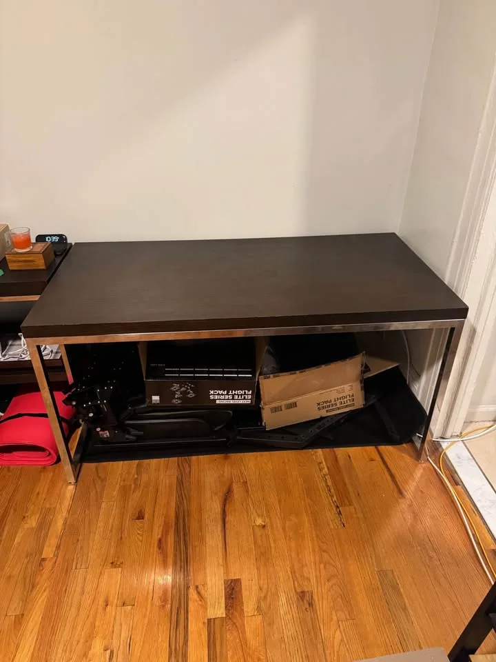 AllModern ‘Joanie’ Desk image indicator(2)