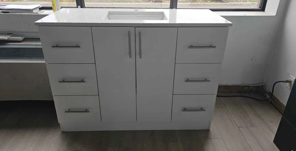 Bathroom vanity 48" with Quartz Countertop image indicator(6)