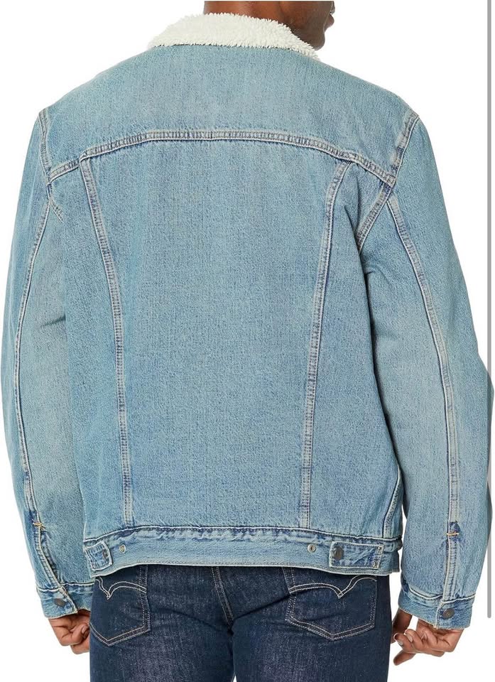 Brand New Levi's mens Sherpa Trucker Jacket (Large) - photo 4
