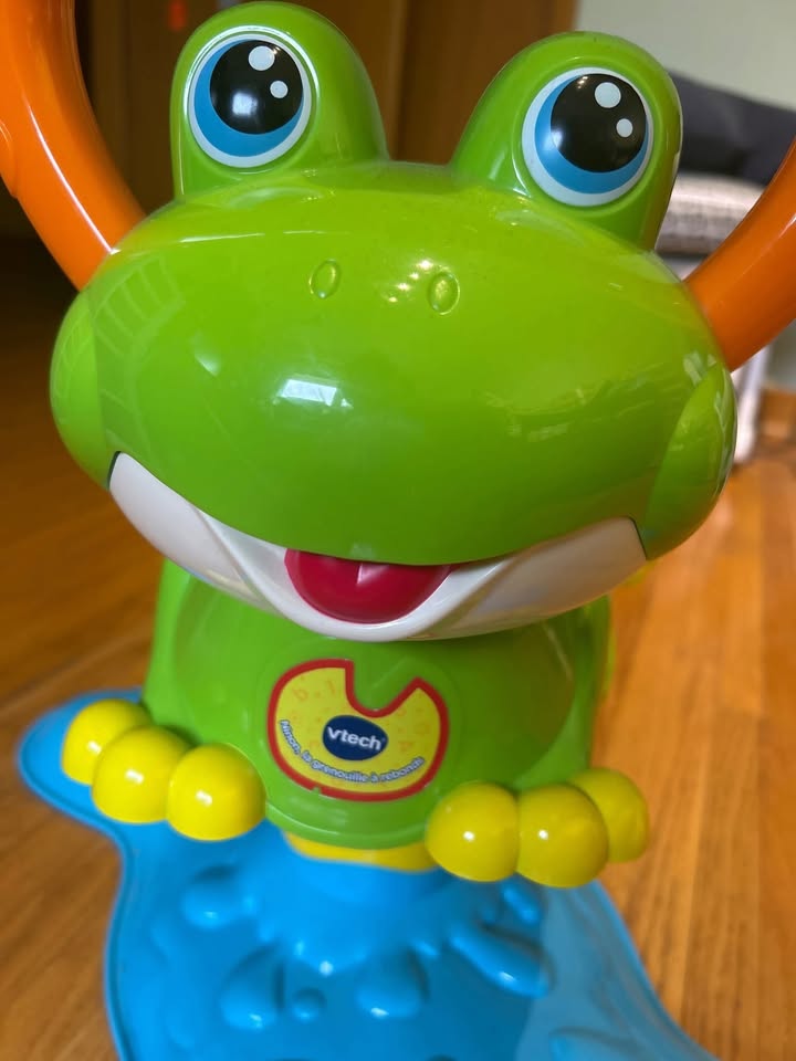 Vtech count and colours bouncing frog (French) - photo 2