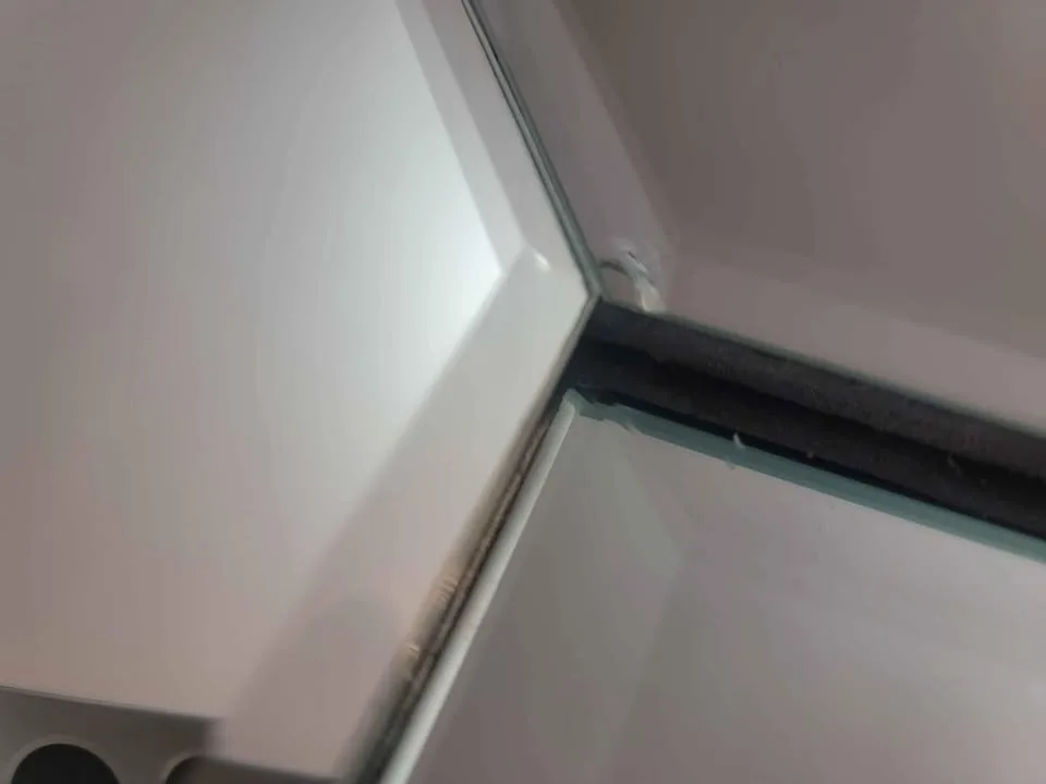 Glass Mirror Picknup Markham & Eglinton image indicator(2)