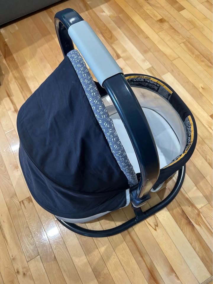 Graco Adjustable Height Bassinet - photo 3