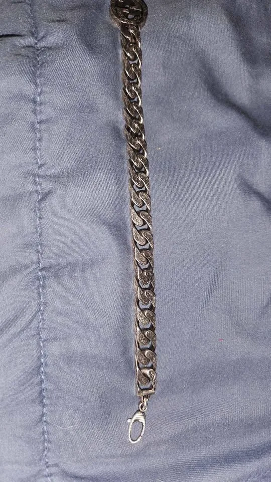 Men's gucci bracelet image indicator(2)