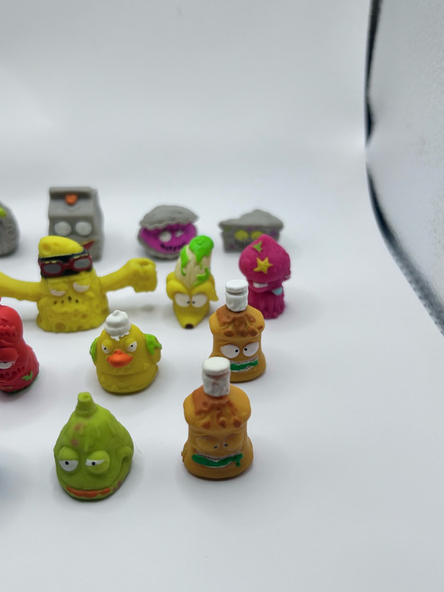 Lot of 20 Grossery Gang Figures Toys Collectible - photo 5