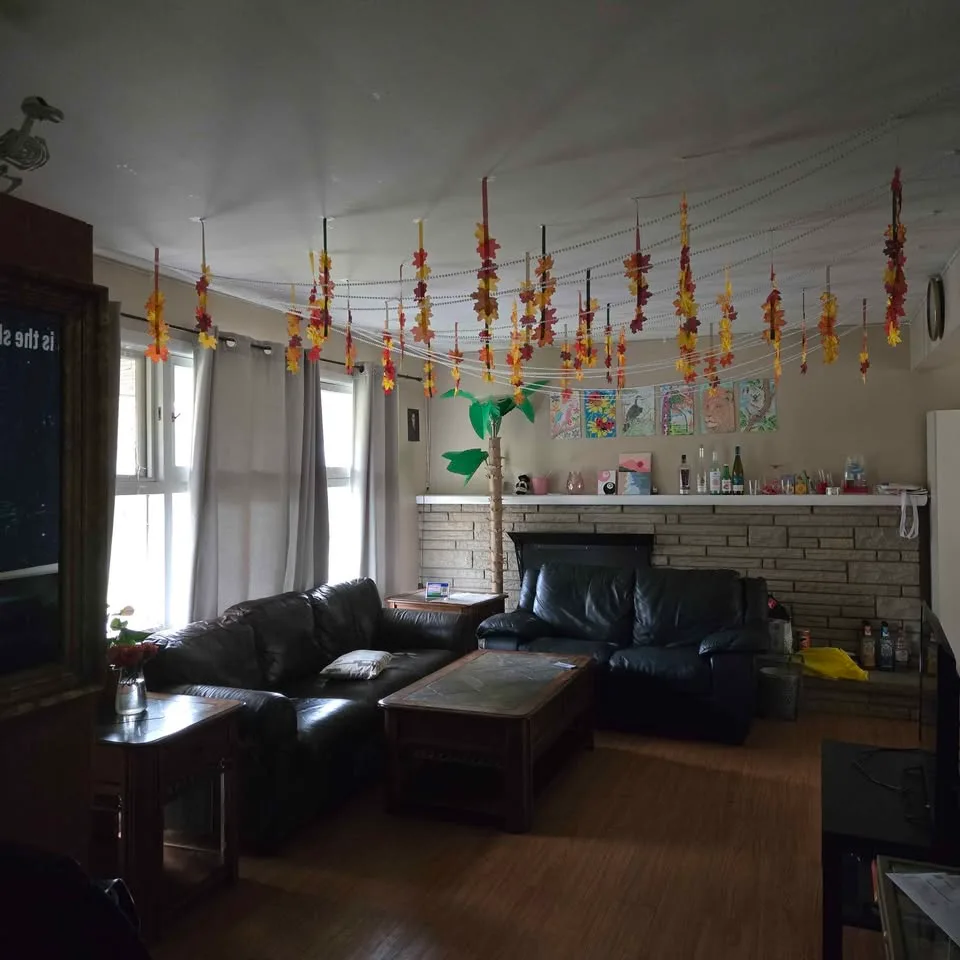 Private room for rent image indicator(2)