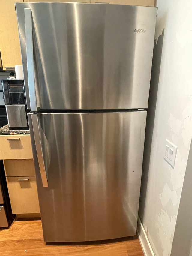 Whirlpool Refrigerator - photo 2