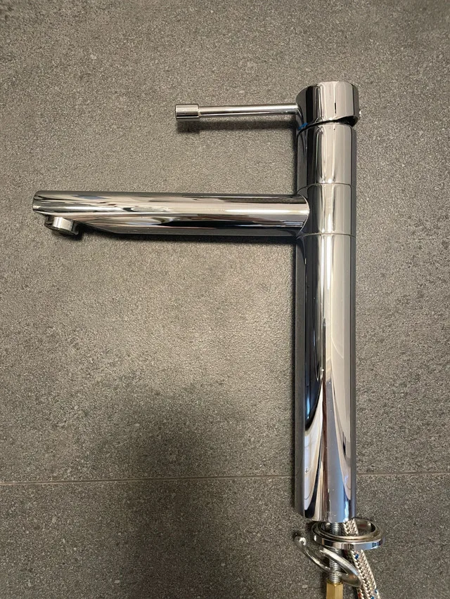 Kitchen Sink and Faucet