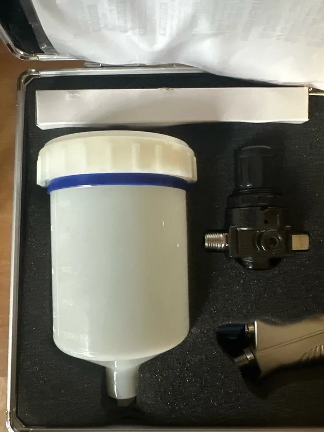 Eastwood Concours 2 Paint Gun and Accessory Kit NIB image indicator(4)