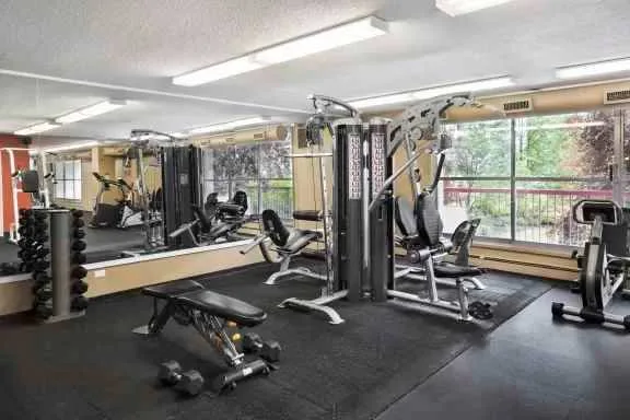 1 Bed 1 Bath - Apartment: Sublease image indicator(6)